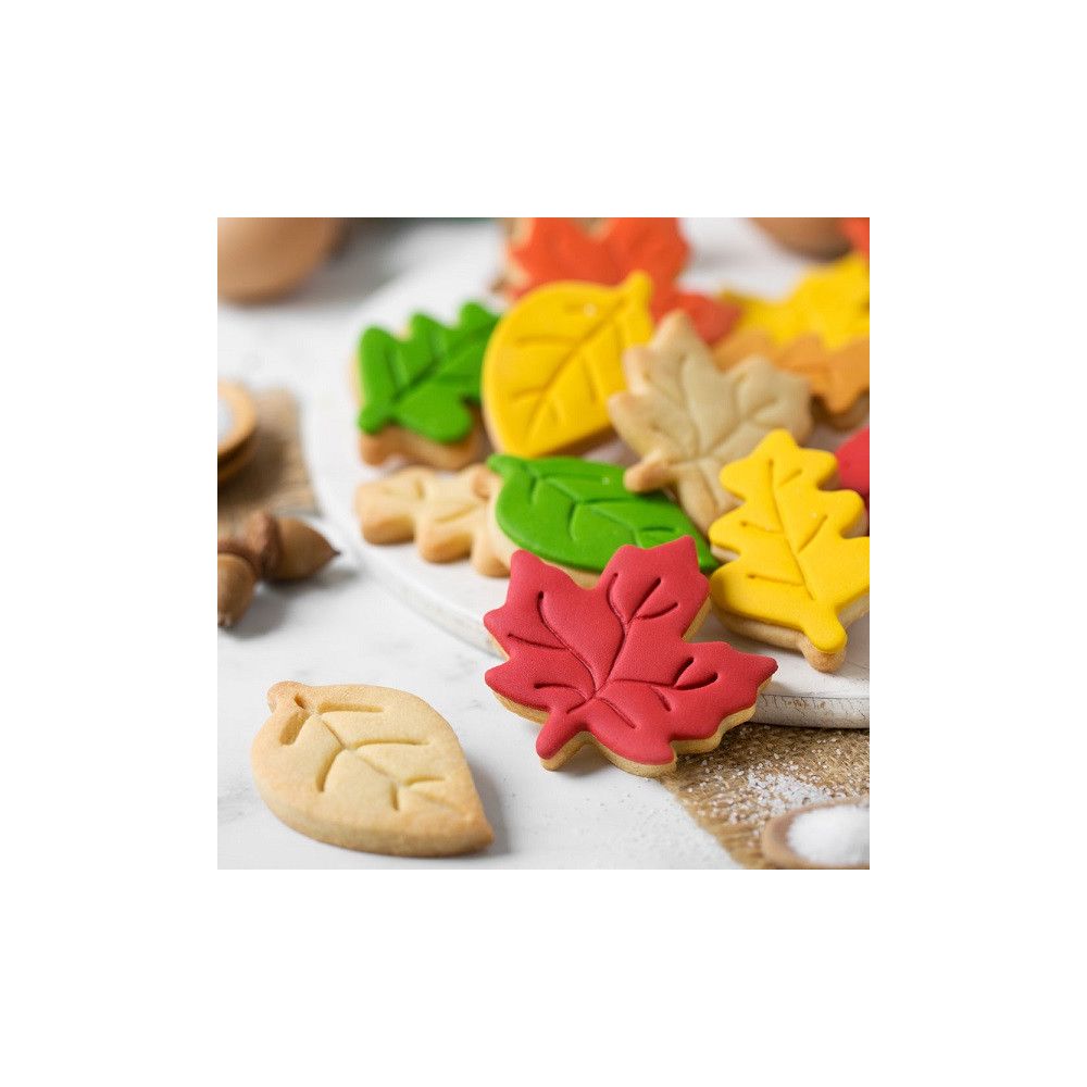Cookie cutters - Decora - autumn leaves, 3 pcs