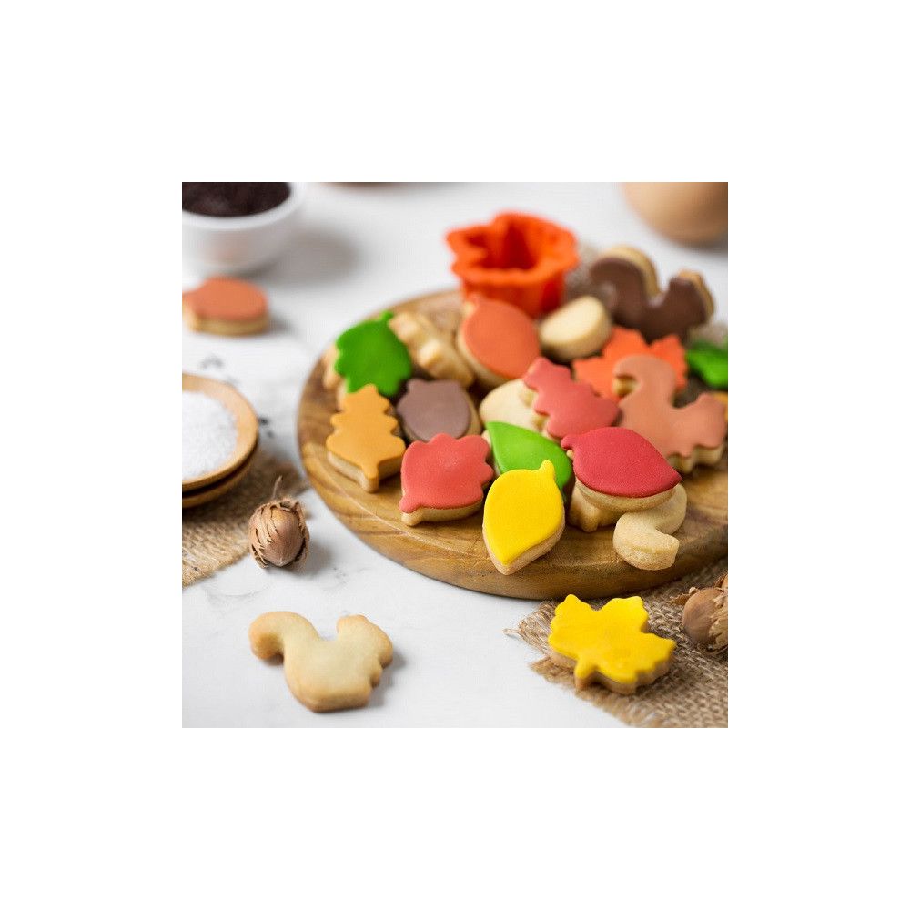 Cookie cutters - Decora - mini autumn leaves, 6 pcs