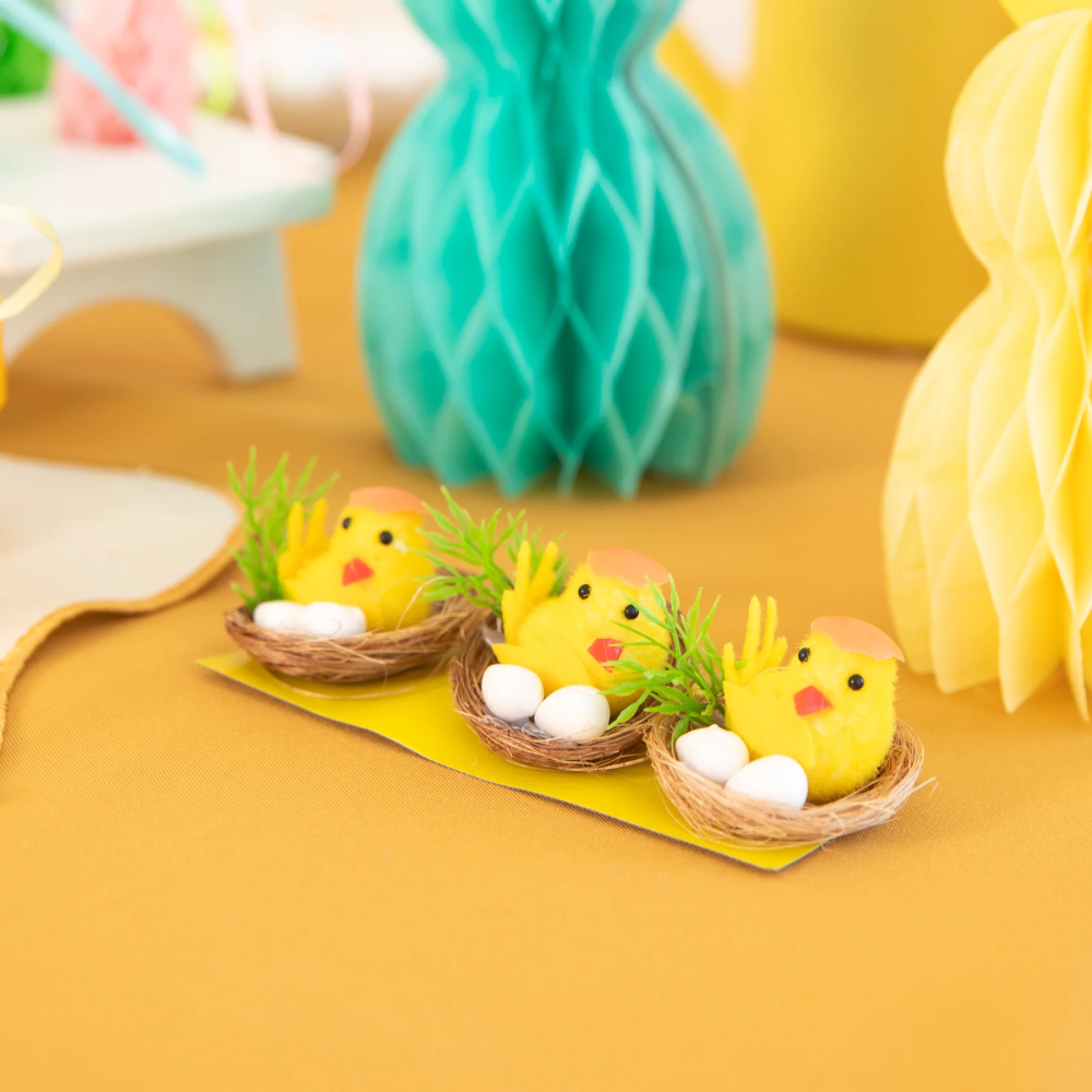 Easter decoration - Chicken in nests, 3 pcs.