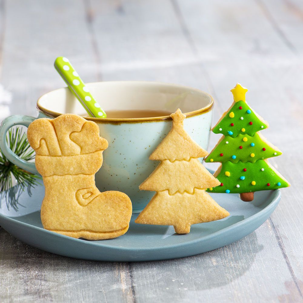 Set of cookie cutters - Decora - christmas tree and shoe, 2 pcs.