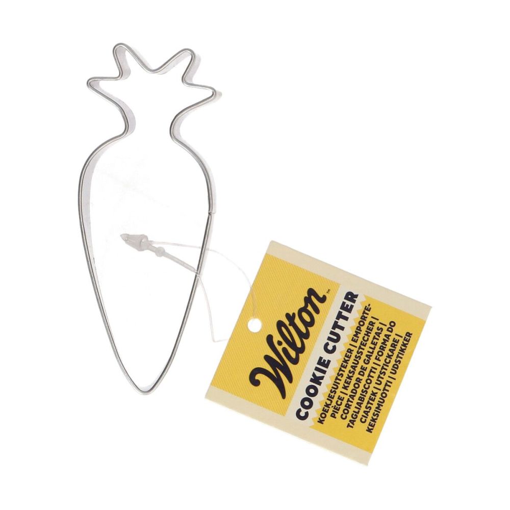 Cookie cutter - Wilton - Carrot 7,8 cm