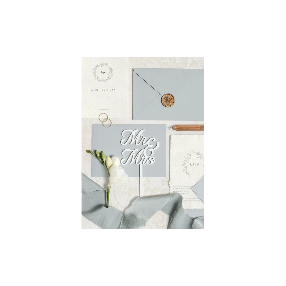 Acrylic Cake Topper Mr & Mrs – PartyDeco – white