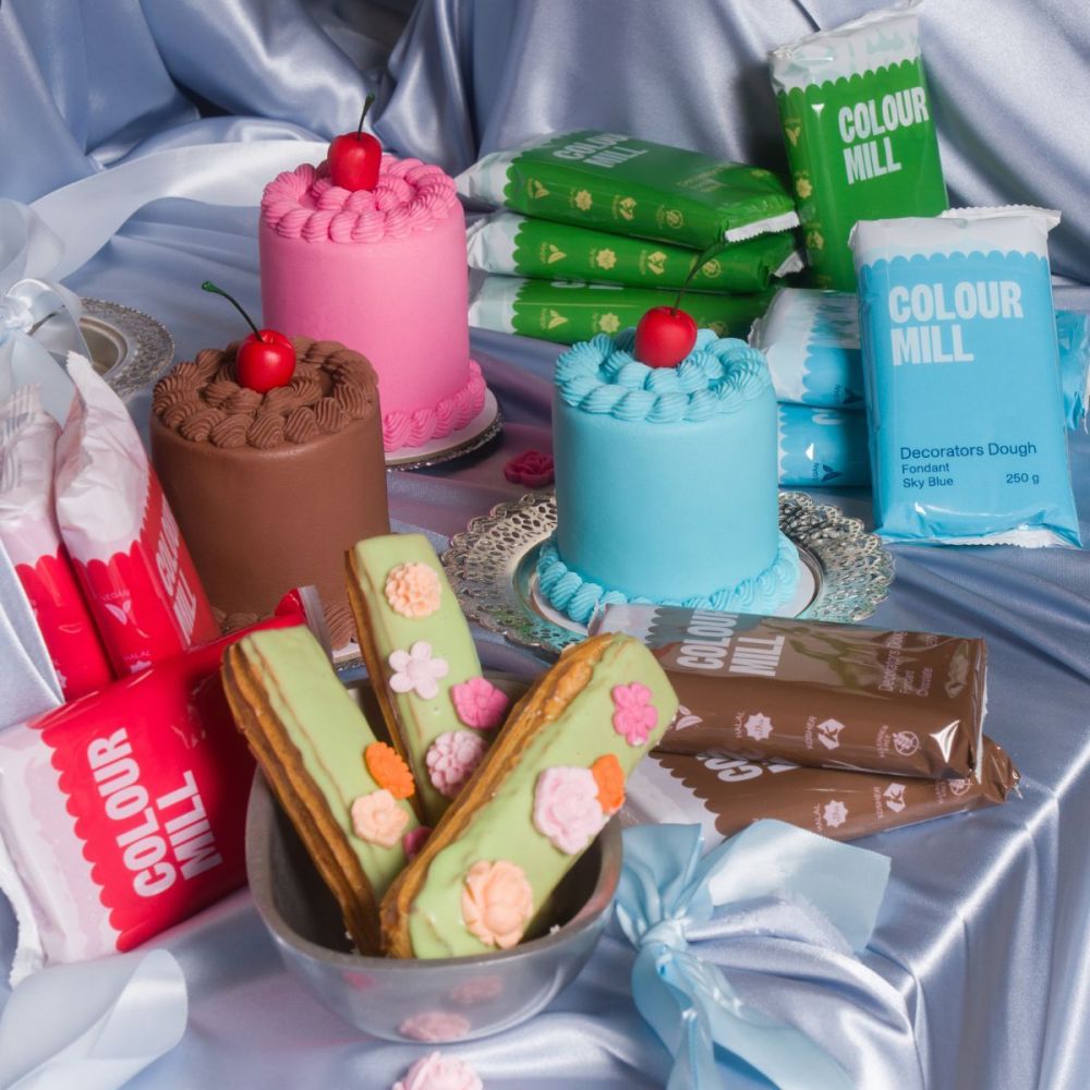 Masa cukrowa do obkładania - Colour Mill - niebieski 250 g